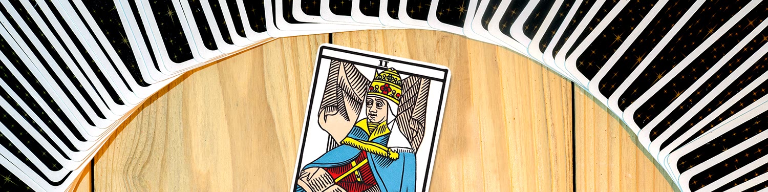 La Papesse dans le tarot de Marseille