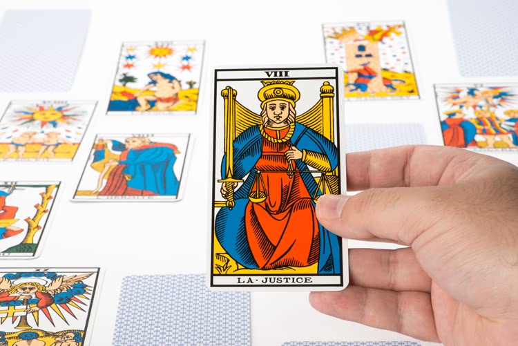 Signification de La Justice dans le tarot