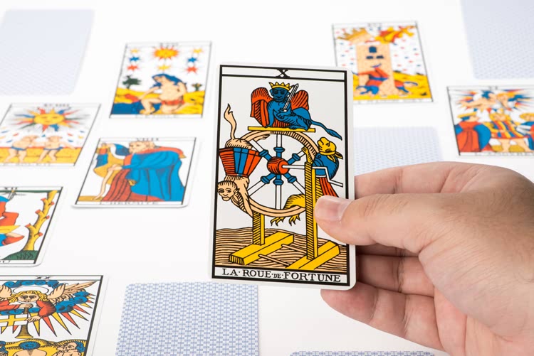 Signification de La Roue de Fortune dans le tarot